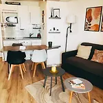 Le Sublime Vue Piscine Avec Parking Privé Appartement