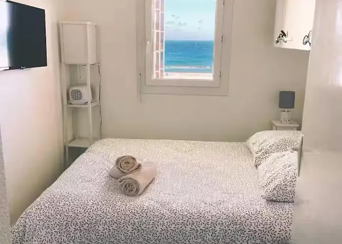 Le Sublime Terrasse Vue Piscine Avec Parking Prive Linge Et Menage De Fin De Sejour Compris *